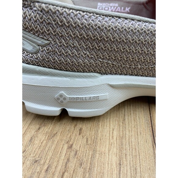 Skechers Go Walk 3 Shoes Women's Size 8.5 Stone beige Slip On Flats GoGo Mat - Picture 15 of 16